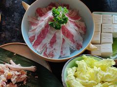 -雾山韩式烤肉·海南糟粕&椰子鸡火锅·海景餐厅(三亚绿发山海天JW万豪酒店)