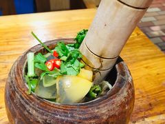 -老滇山寨•云南特色菜•地方菜•民族风情歌舞表演(金碧店)