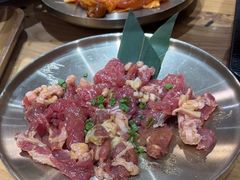 -青瓦餐厅·生鱼片·韩园烤肉(西塔店)