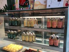 面包甜点陈列柜-奈雪的茶(中粮祥云小镇店)