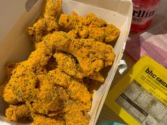 -BHC炸鸡(明洞总店)