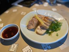 -穹六人间 people 6(岳阳路店)
