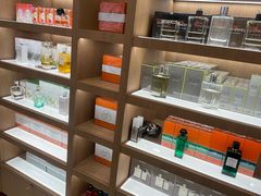 -王权免税店(普吉机场店)