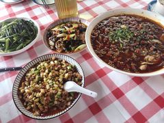 -洪霞餐馆·川菜·鲜货现炒(两江春城店)