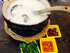 -云晓光头烧烤吧(新大陆广场店)