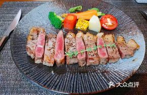 Angus Grass-Fed 300-Day Sirloin Steak