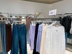 -URBAN REVIVO(七宝领展广场店)