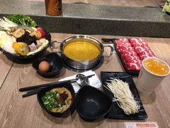 -呷哺呷哺(新世界百货望京店)