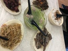 红焖肉-尹记餐馆(花园店)