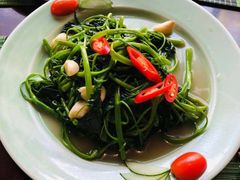 -Lam Vien Restaurant