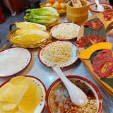 杭州人均50火锅太爽了，火锅呼啦圈全是肉！
