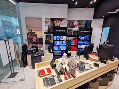 -东荟城名店仓