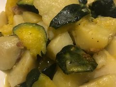 -瑞丰园庭院餐厅·白族传统家常菜