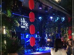 -拾光音乐餐酒吧(告庄星光夜市店)