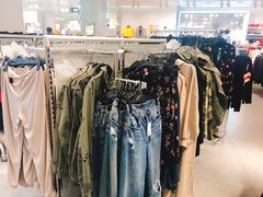 -H&M(天一广场店)