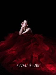 -雪中彩影婚纱摄影·微光艺术中心