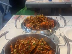 -凤凰路何眼镜香辣蟹(花果园店)