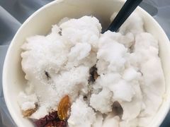 -津椰本·海南正宗椰奶清补凉(店一店)