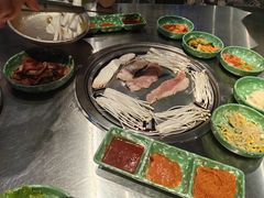 -欧巴炭烤肉오빠숯불구이(南京东路店)