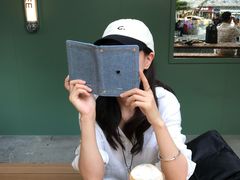 -M Stand(南京新街口金鹰店)