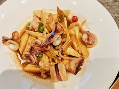 -环球渔市·平价海鲜餐厅(星潮广场店)