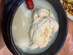 -长寿参鸡汤(朝韩风情街店)
