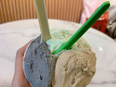 水泥黑芝麻-Dal Cuore 达可芮冰淇淋(陕西北路店)
