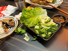 -许哥东北烧烤·铁丳烤串·宫后夹肉(繁花中心店)