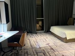 -大连星海皇冠假日酒店
