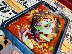 现烤活鱼-新凯旋烧烤·燕姐千岛湖土菜