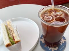 -UNI UNI(环亚凯瑟琳店)