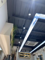 -EMILY 艾米莉 烫染沙龙