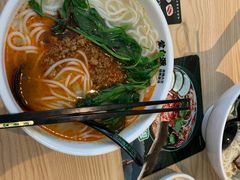 -蒙自源米线(东城星河城店)