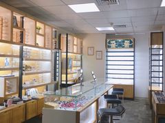 -LOGO眼镜·蔡司品牌折扣店(龙华清湖店)