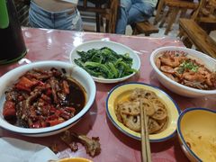 -老三样·美食研究中心(世贸路店)