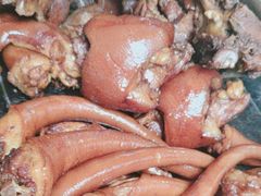 -老鼎万春卤菜(五代传承创始老店)