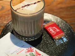 栀子梨香拿铁-黑草莓(重庆路店)