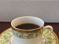 -Café Monson