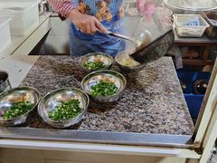 -正宗杨记普洱酸醋米线(总店)