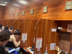 等位区-独食火锅·半米屋台(直营总店)