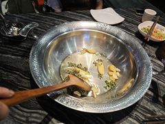 -老船舫·现做活鲜鱼馆(东郊记忆店)