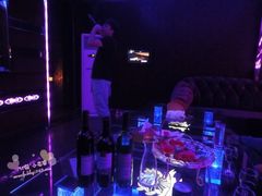 -K歌之王量贩式KTV(洪楼店)