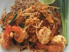 -Dang restaurant (patong phuket)