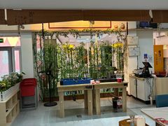 -毛辣果·贵州红酸汤牛肉火锅(西单店)