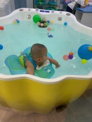 -Pony Baby宝尼婴幼儿游泳SPA馆
