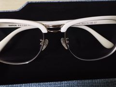 -罗创丹阳眼镜(童卫路店)