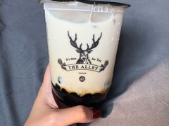 -THE ALLEY 鹿角巷(华润万象城店)