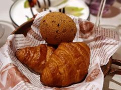 -YUE·6·西式融合餐厅(外滩六号店)