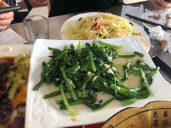 -迎燕阁烤羊腿(二环南路店)