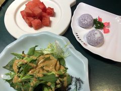 -忘忧草融合私房菜(红鼎国际店)
